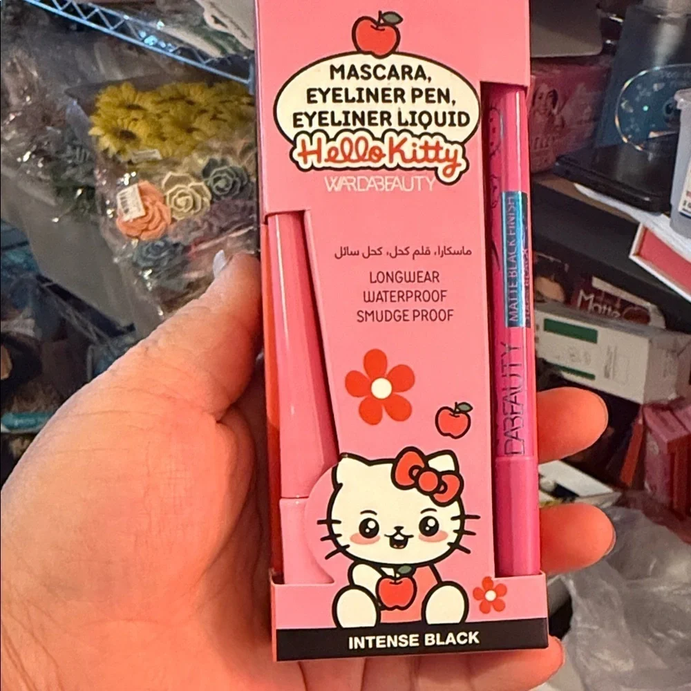 Hello Kitty Intense Black Eyeliner Pen by